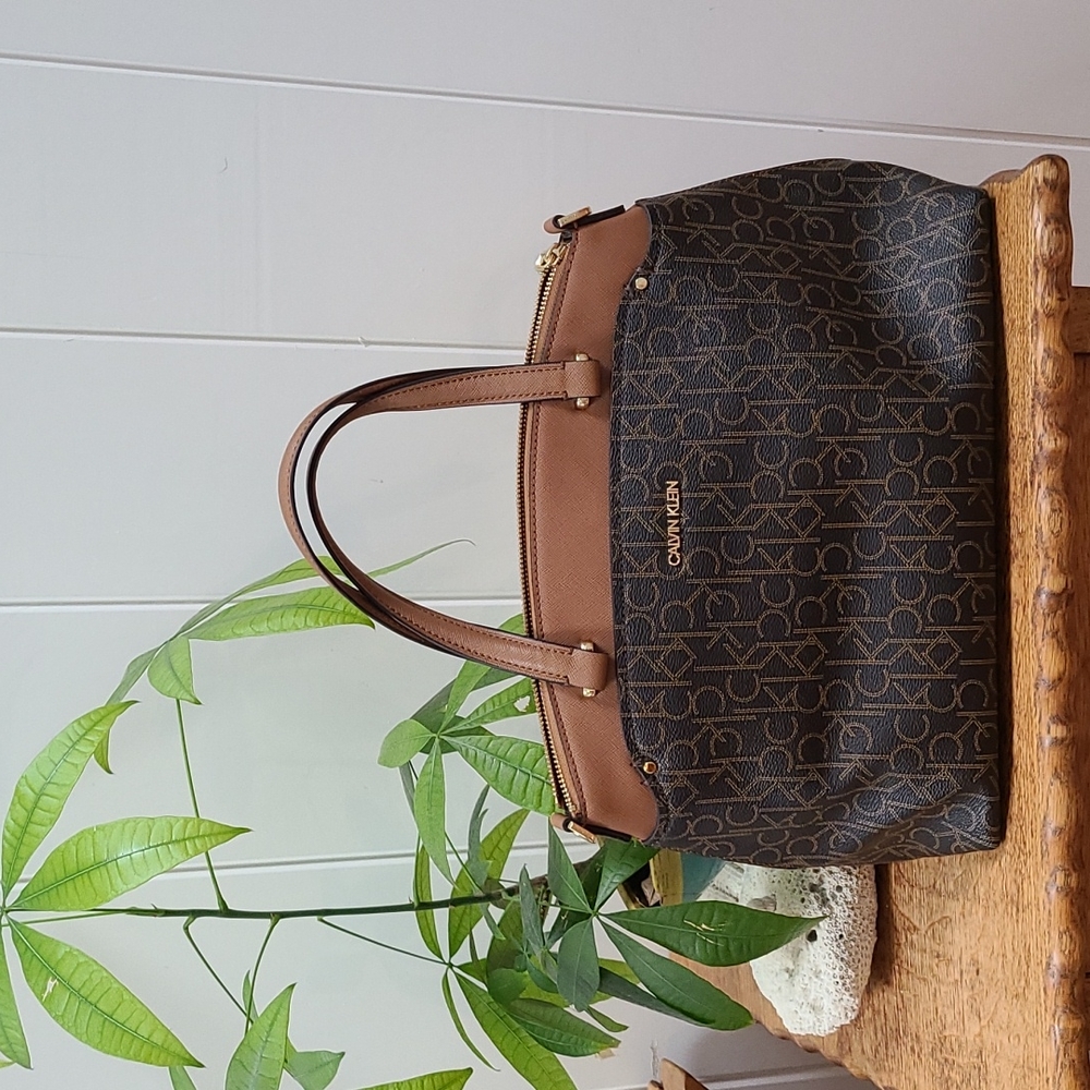 Calvin Klein CK monogram purse